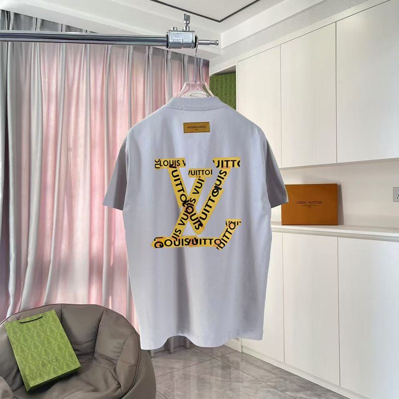 10-20.jpg LV T-shirt