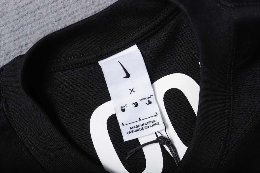 1dd9a546.jpg OFF-WHT x NK T-shirt 005
