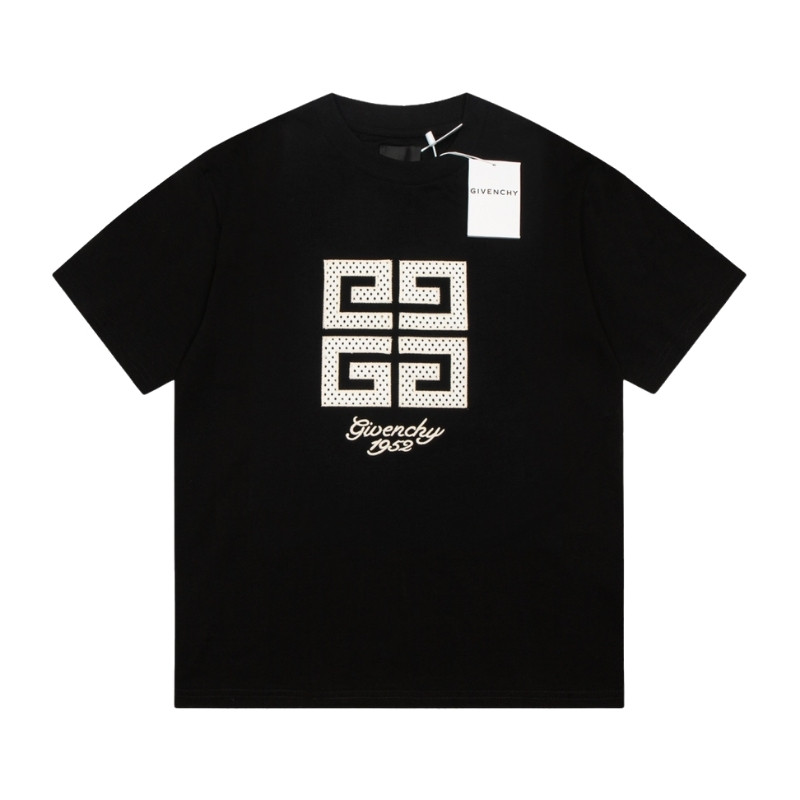 2-77-2.jpg GVNCHY T-Shirt
