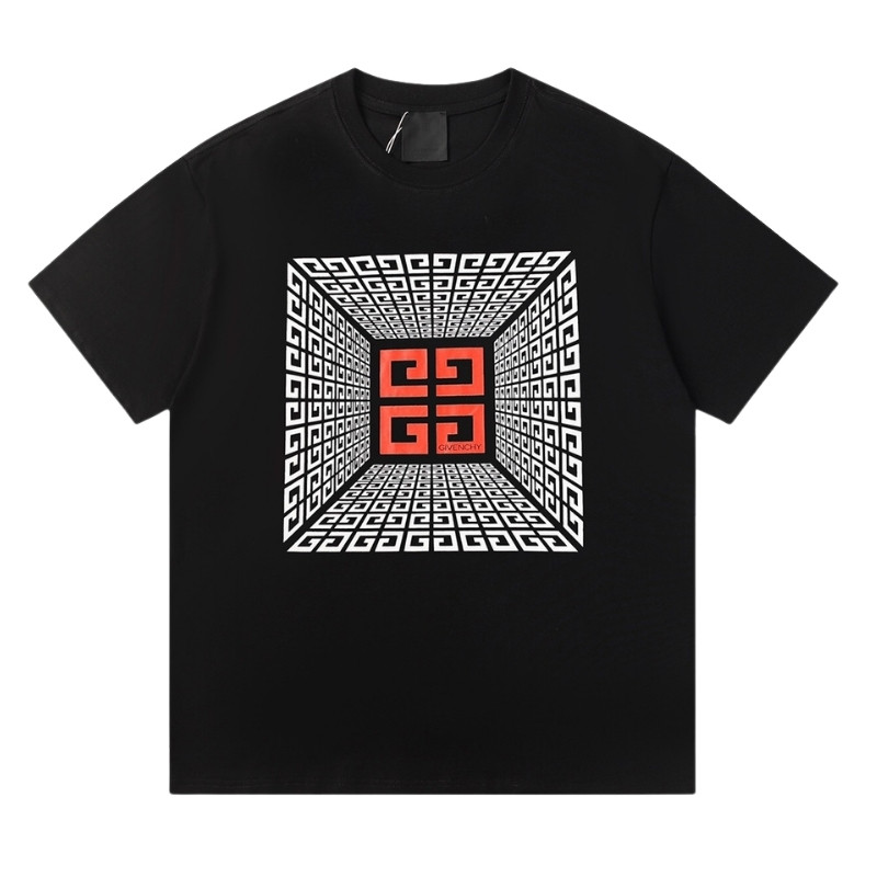 2-81-1.jpg GVNCHY T-Shirt