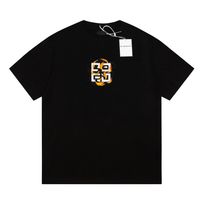 2-84-3.jpg GVNCHY T-Shirt