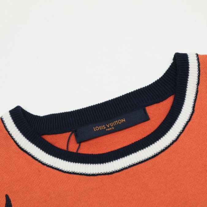 3-51-1.jpg LV T-shirt Bold Stripe