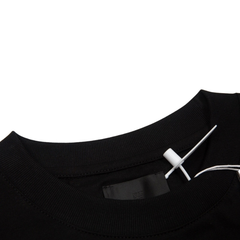 4-80-1.jpg GVNCHY T-Shirt