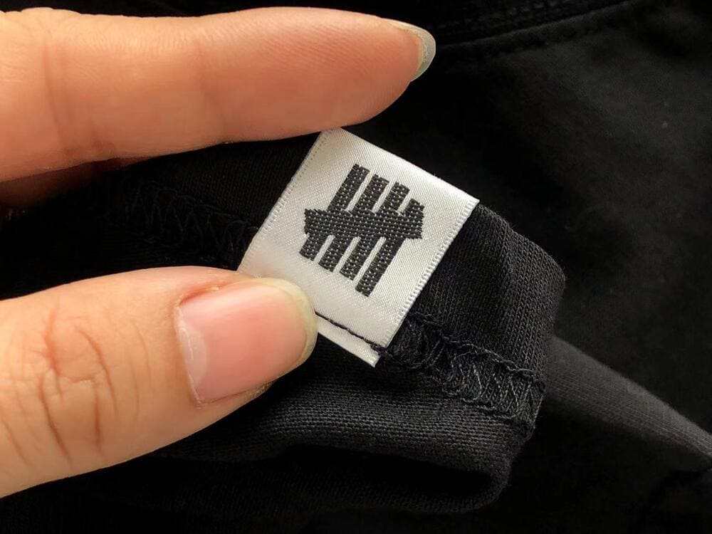 5e5c2208.jpg BP T-shirt Undefeated Ape Head