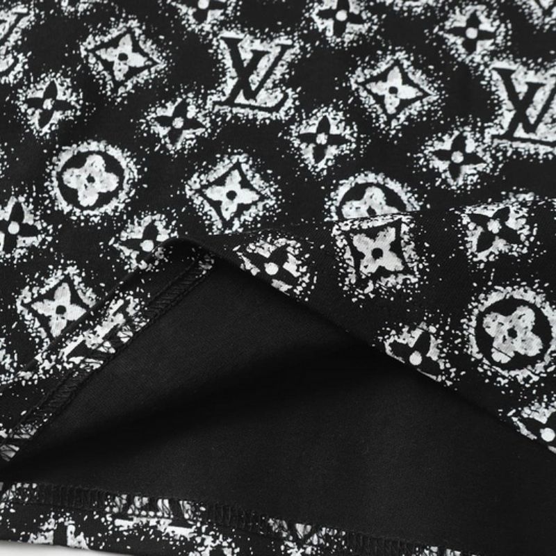 LV T-shirt