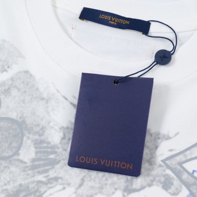 7-10-1.jpg LV T-shirt White Blue Print