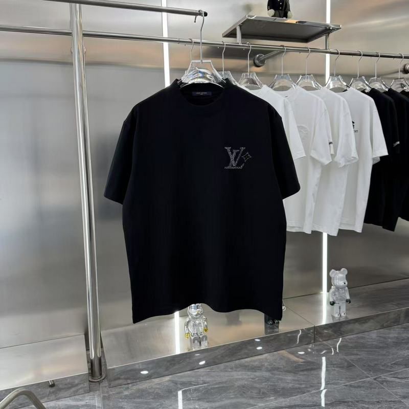 7-126.jpg LV T-shirt