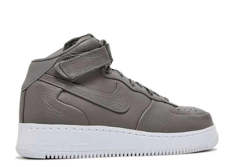 AIR FORCE 1 HIGH ‘LIGHT CHARCOAL’