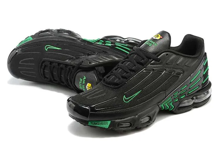air-max-plus-tn-3-black-green-3.webp AIR MAX PLUS TN 3 ‘BLACK GREEN’