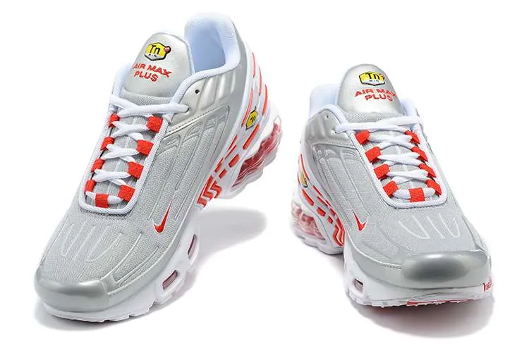 air-max-plus-tn-3-grey-red-1.webp AIR MAX PLUS TN 3 ‘GREY RED’