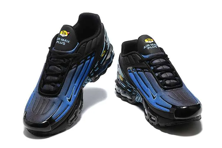 air-max-plus-tn-3-racer-blue-gradient-1.webp AIR MAX PLUS TN 3 ‘RACER BLUE GRADIENT’