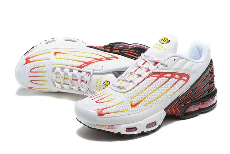 air-max-plus-tn-3-white-sunset-3.webp AIR MAX PLUS TN 3 ‘WHITE SUNSET’