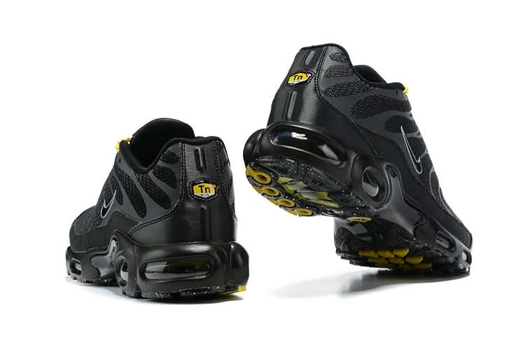 AIR MAX PLUS TN ‘BLACK OPTI YELLOW’