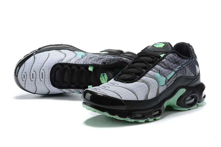 AIR MAX PLUS TN ‘GREEN GLOW’