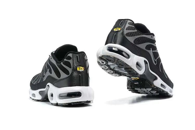 AIR MAX PLUS TN ‘GRIND DARK GREY’