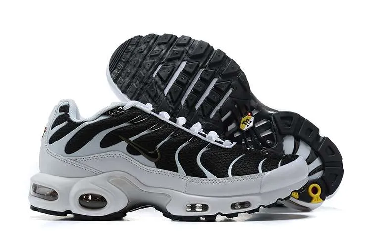 air-max-plus-tn-metallic-pewter-1.webp AIR MAX PLUS TN ‘METALLIC PEWTER’