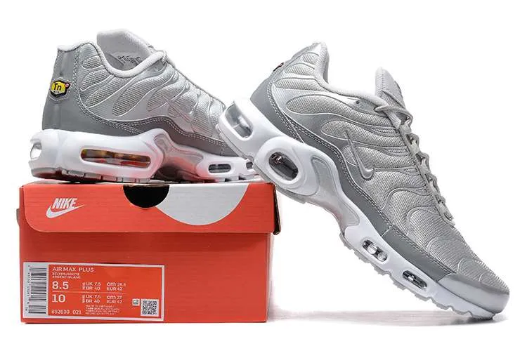 air-max-plus-tn-metallic-silver-white-3.webp AIR MAX PLUS TN ‘METALLIC SILVER WHITE’