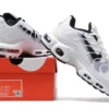 air-max-plus-tn-spray-paint-swoosh-4.webp AIR MAX PLUS TN ‘SPRAY PAINT SWOOSH’