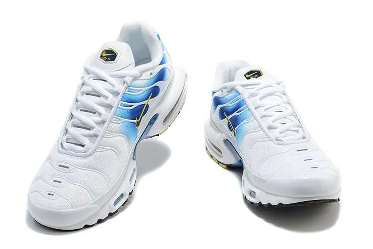 AIR MAX PLUS TN ‘SPRAY PAINT SWOOSH’