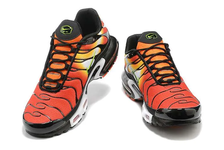 AIR MAX PLUS TN ‘SUNSET GRADIENT’