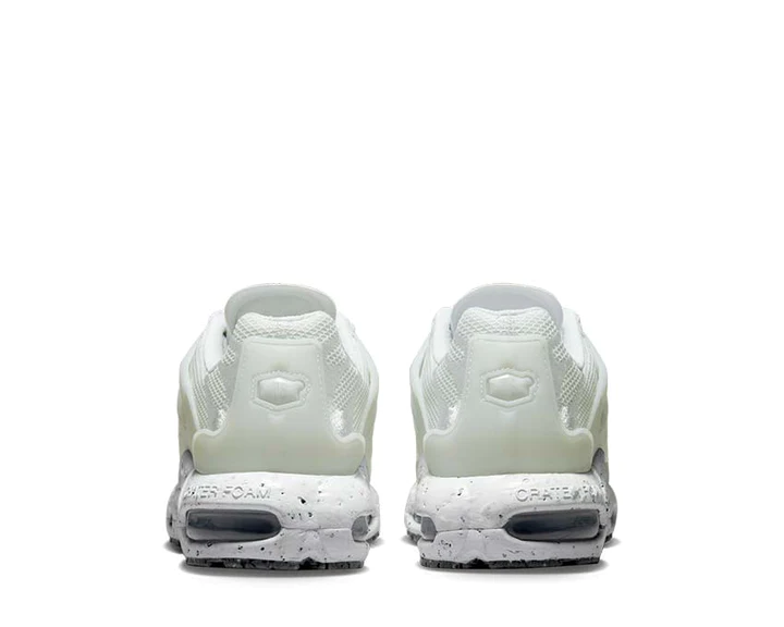 air-max-terrascape-plus-triple-white-1.webp AIR MAX TERRASCAPE PLUS ‘TRIPLE WHITE’