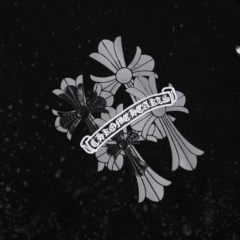 assd-7.jpg CHRM HRTS T-shirt Floral Graphic Black