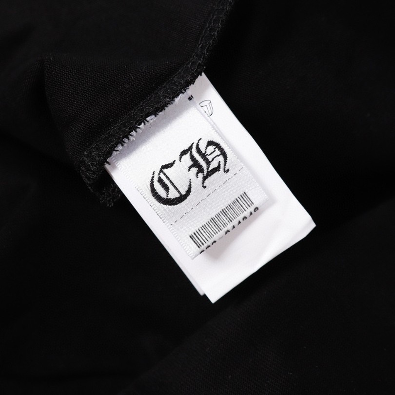 assd-8.jpg CHRM HRTS T-shirt Floral Graphic Black