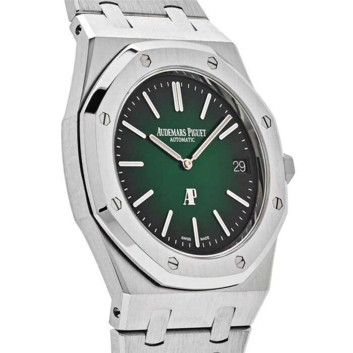 AP Royal Oak 15202PT.OO.1240PT.01 ‘Jumbo’ Extra-Thin Platinum Green Dial