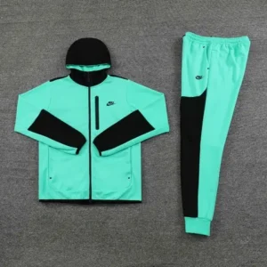 Conjunto Nike Sportswear Tech Fleece Verde