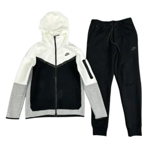 Conjunto NIKE TECH Fleece «Negro Blanco» Algodon Real