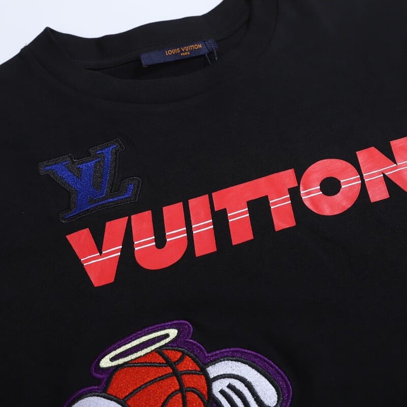 d7835513.jpg LV x Basket T-shirt Crossover Round Neck Printing