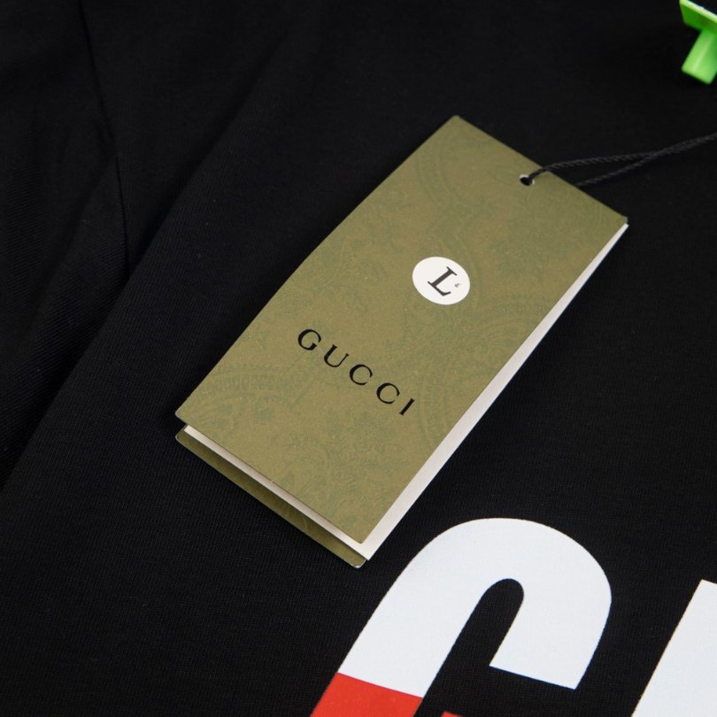 GG T-shirt Red Gradient Logo Black