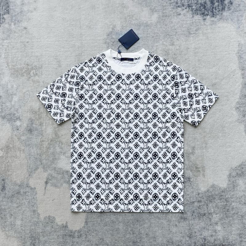 ecf2c235.jpg LV T-shirt Monogram White Deep Black