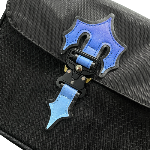 T CROSS-BODY BAG – BLACK/GRADIENT