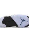 jordan-retro-5-moonlight-3.webp JORDAN RETRO 5 ‘MOONLIGHT’