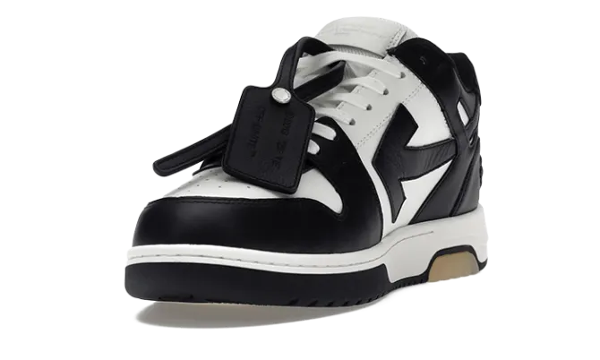 Out Of Office (Bianche e Nere)