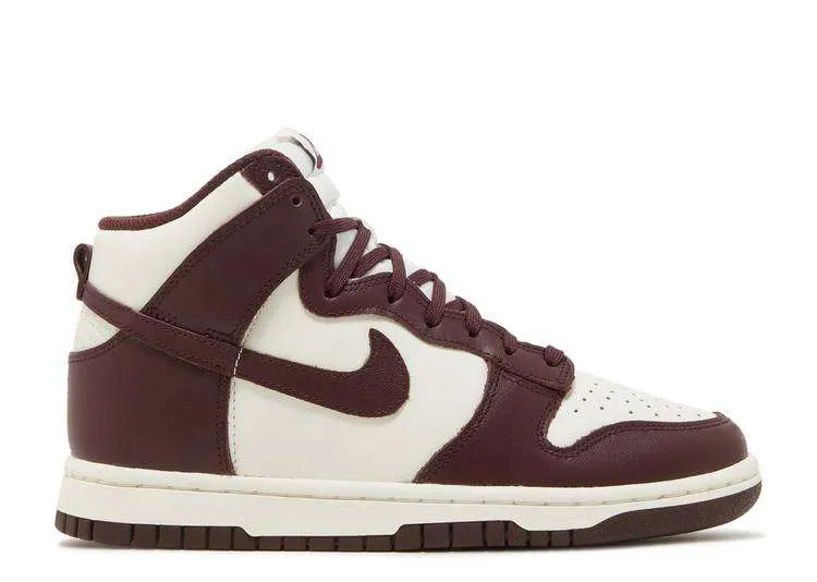 sb-dunk-high-burdungy-crush.webp SB DUNK HIGH ‘BURDUNGY CRUSH’