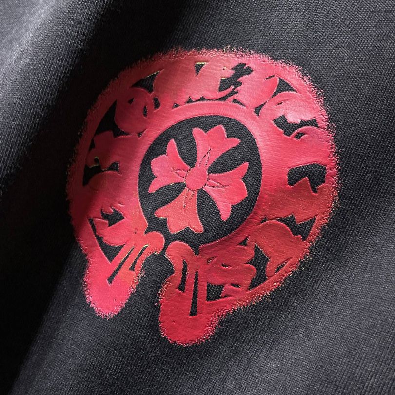 CHRM HRTS T-shirt Cross Graphic Print