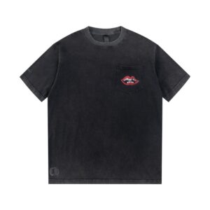CHRM HRTS T-shirt Lips New York