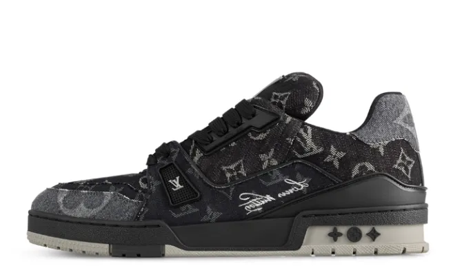 skate-sneaker-black-forest-1.webp Skate Sneaker Black Forest