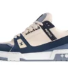 Trainer Blue