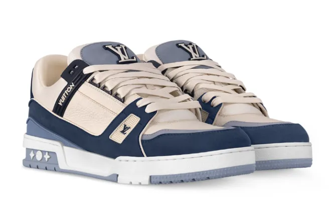 Trainer Blue