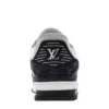 Trainer white black