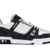 Trainer white black