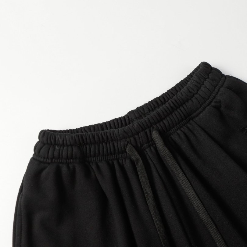 vcv-c-4.jpg BLNCG Shorts Logo Black