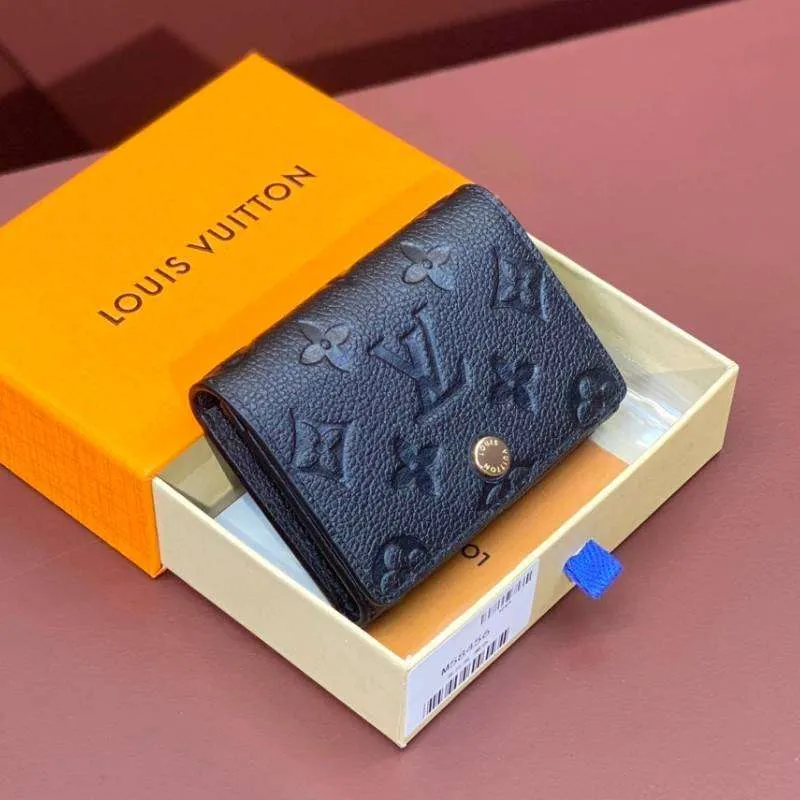 wallet-louis-vuitton-lvw041.webp Wallet Louis Vuitton LVW041