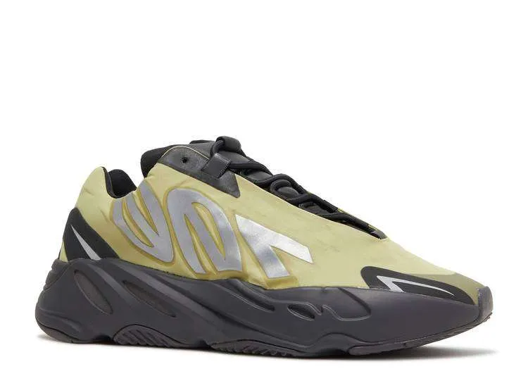 YEEZY BOOST 700 MNVN ‘RESIN’