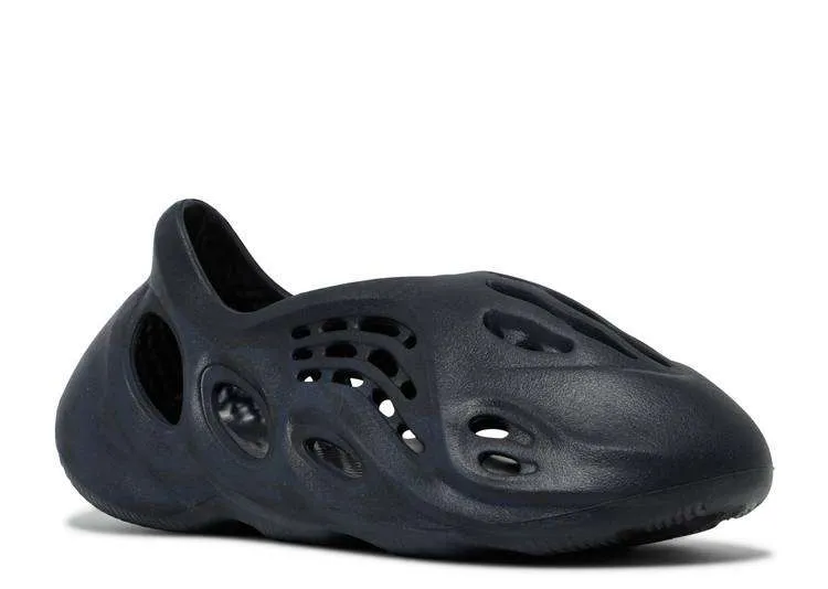 YEEZY FOAM RUNNER ‘MINERAL BLUE’